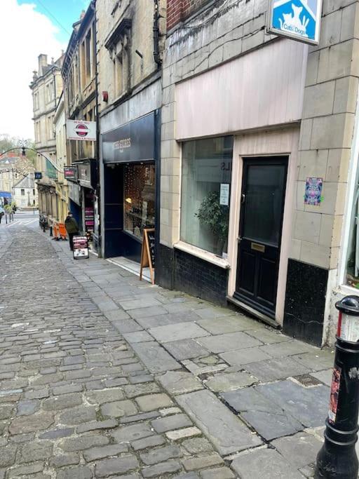 Peaceful Apartment In The Heart Of Frome Exterior photo